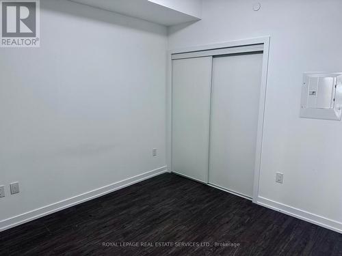 429 - 450 Dundas Street E, Hamilton, ON - Indoor Photo Showing Other Room