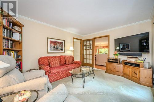 43 Mont Street, Guelph, ON - Indoor Photo Showing Living Room