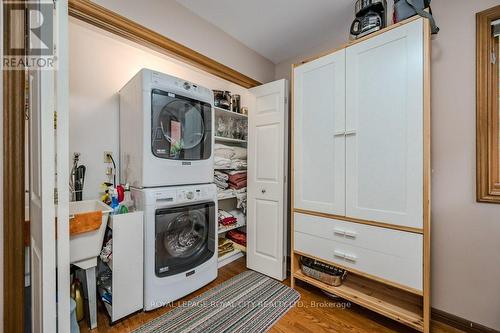 43 Mont Street, Guelph, ON - Indoor Photo Showing Laundry Room