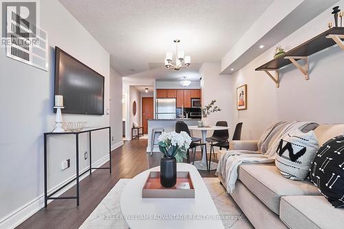 901 - 35 Bales Avenue, Toronto, ON - Indoor Photo Showing Living Room