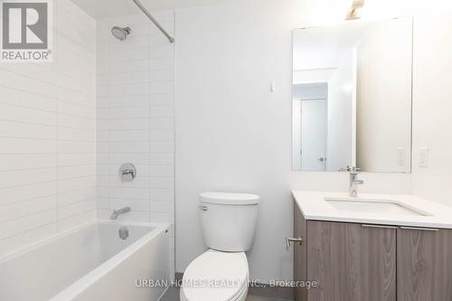 608 - 357 King Street W, Toronto, ON - Indoor Photo Showing Bathroom