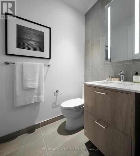 3005 - 470 Front Street W, Toronto, ON - Indoor Photo Showing Bathroom