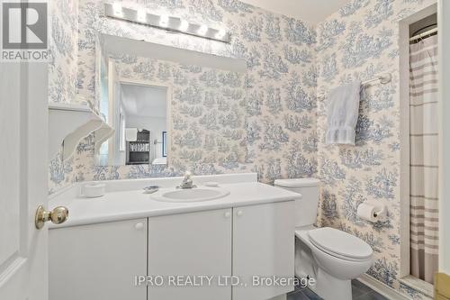 102 James Young Drive, Halton Hills, ON - Indoor Photo Showing Bathroom