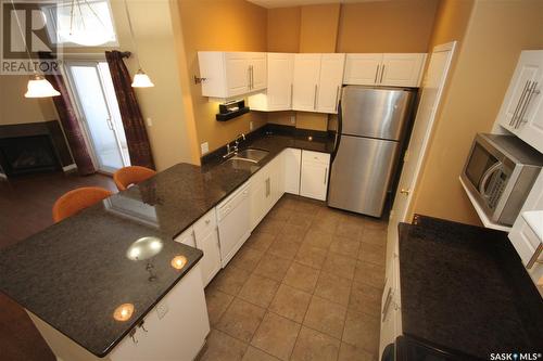 501 1901 Victoria Avenue, Regina, SK - Indoor Photo Showing Kitchen With Stainless Steel Kitchen