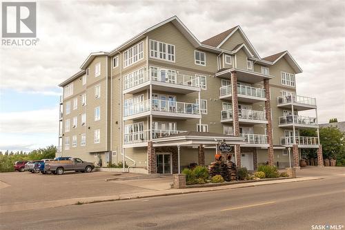 102 586 River Street E, Prince Albert, SK - Outdoor With Facade