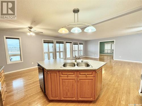 102 586 River Street E, Prince Albert, SK - Indoor Photo Showing Kitchen With Double Sink