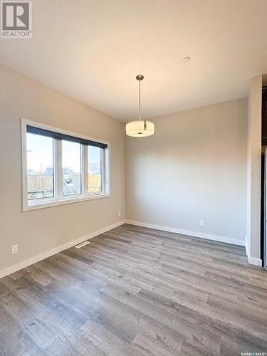 525 Douglas Drive, Swift Current, SK - Indoor Photo Showing Other Room