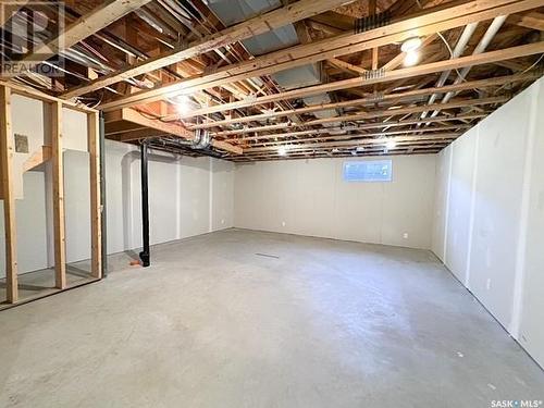 525 Douglas Drive, Swift Current, SK - Indoor Photo Showing Basement