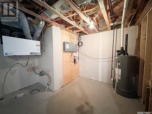 525 Douglas Drive, Swift Current, SK - Indoor Photo Showing Basement