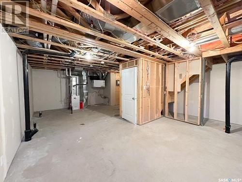 525 Douglas Drive, Swift Current, SK - Indoor Photo Showing Basement