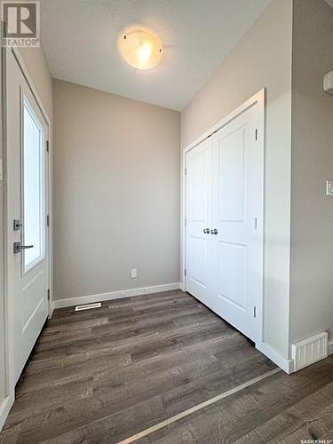 525 Douglas Drive, Swift Current, SK - Indoor Photo Showing Other Room