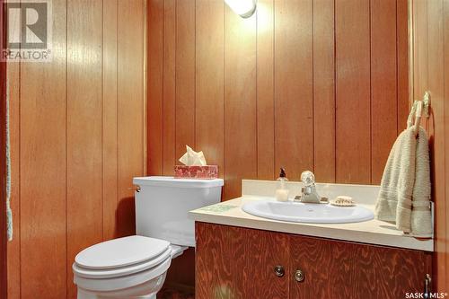 3515 6Th Avenue N, Regina, SK - Indoor Photo Showing Bathroom