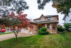 15 ASHCROFT DRIVE  Hamilton, ON L8W 3E9