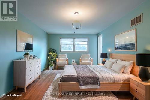 15 Ashcroft Drive, Hamilton, ON - Indoor Photo Showing Bedroom