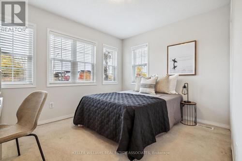 76 Griffiths Avenue, Cambridge, ON - Indoor Photo Showing Bedroom