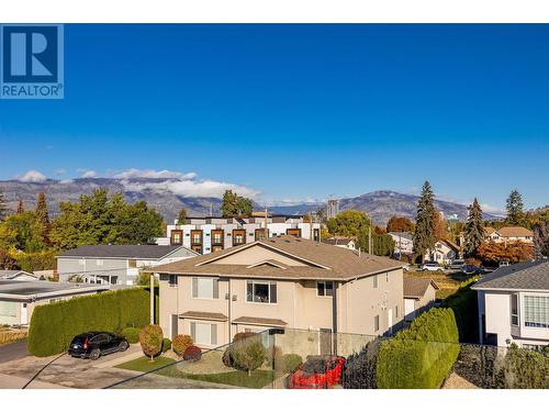 747 Patterson Avenue Unit# 2, Kelowna, BC - Outdoor