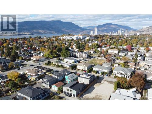 747 Patterson Avenue Unit# 2, Kelowna, BC - Outdoor With View