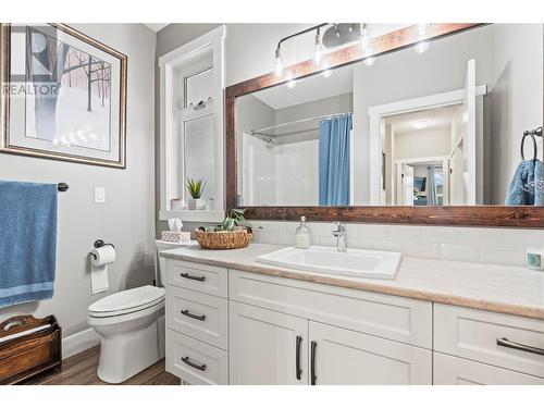 260 Terry Road, Enderby, BC - Indoor Photo Showing Bathroom