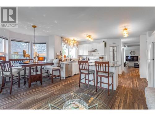 2669 Wild Horse Drive, West Kelowna, BC - Indoor Photo Showing Dining Room