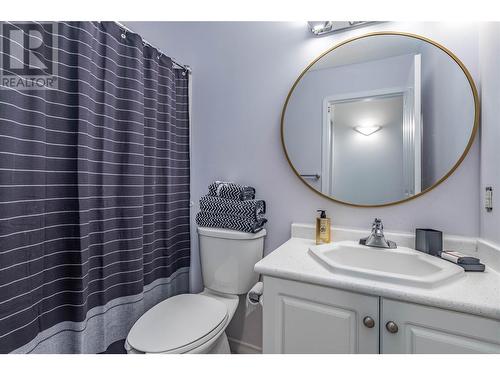 2669 Wild Horse Drive, West Kelowna, BC - Indoor Photo Showing Bathroom