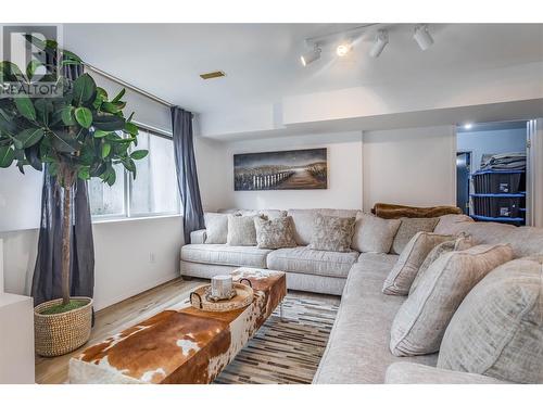 2669 Wild Horse Drive, West Kelowna, BC - Indoor Photo Showing Living Room With Fireplace