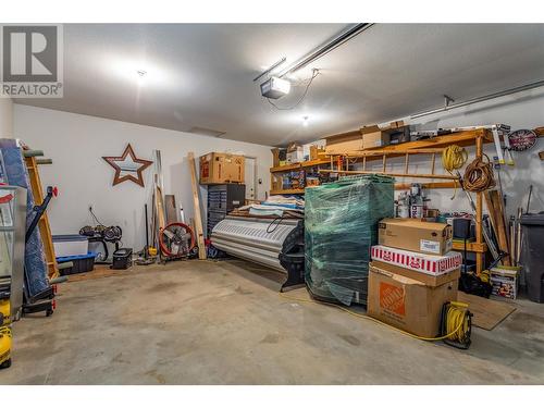 2669 Wild Horse Drive, West Kelowna, BC - Indoor Photo Showing Garage