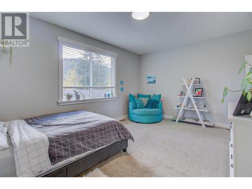 2380 15 Avenue Se, Salmon Arm, BC - Indoor Photo Showing Bedroom