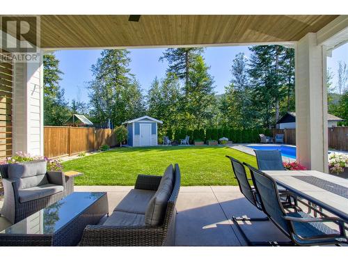 2380 15 Avenue Se, Salmon Arm, BC - Outdoor With Deck Patio Veranda With Backyard