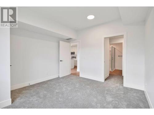 Primary bedroom - 1220 Pacific Avenue Unit# 404, Kelowna, BC - Indoor Photo Showing Other Room