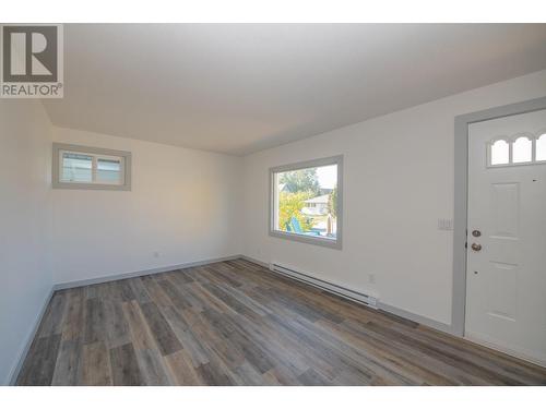 3211 16Th Street, Vernon, BC - Indoor Photo Showing Other Room