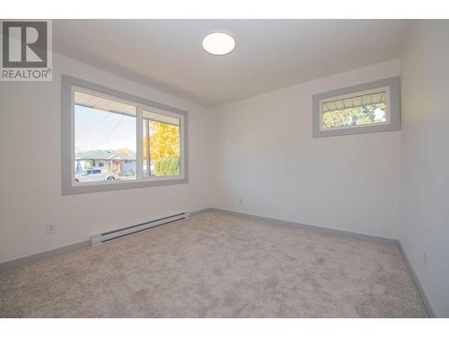 3211 16Th Street, Vernon, BC - Indoor Photo Showing Other Room