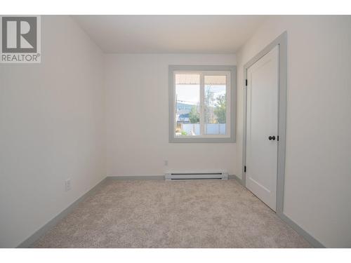 3211 16Th Street, Vernon, BC - Indoor Photo Showing Other Room