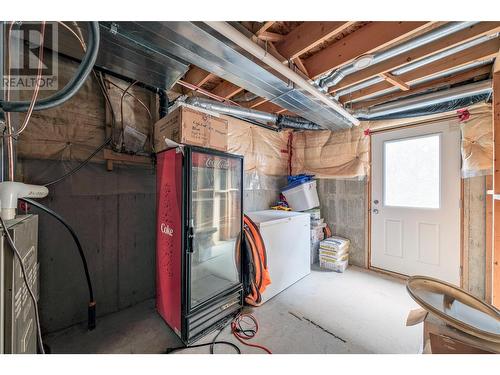 880 Arbor View Drive, Kelowna, BC - Indoor Photo Showing Basement