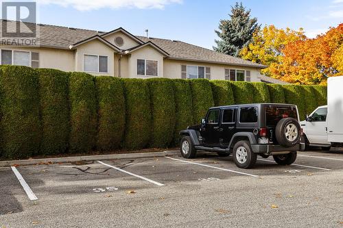 645 Barrera Road Unit# 204, Kelowna, BC - Outdoor