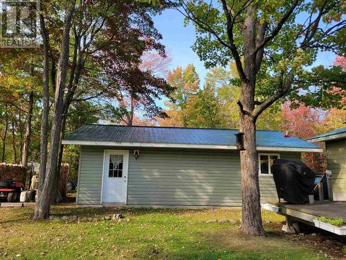 87B Blue Nose Dr, Laird Township, ON - Outdoor