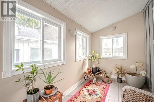 131 Sanford Street, Barrie, ON - Indoor Photo Showing Other Room