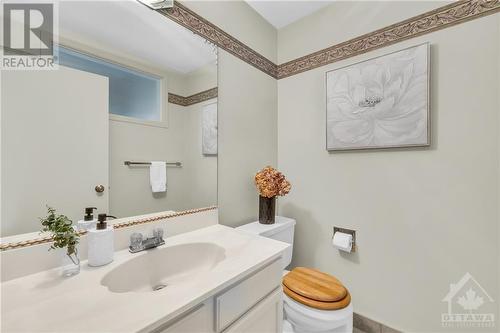 2803 Flannery Drive, Ottawa, ON - Indoor Photo Showing Bathroom