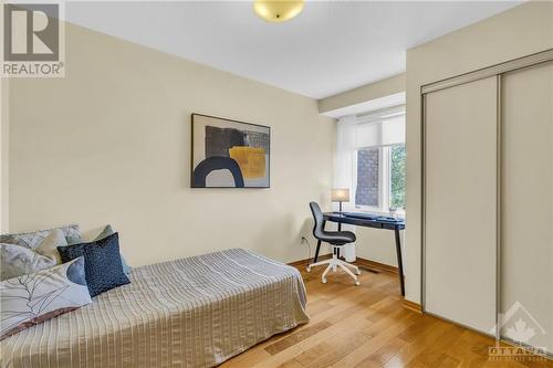 2803 Flannery Drive, Ottawa, ON - Indoor Photo Showing Bedroom