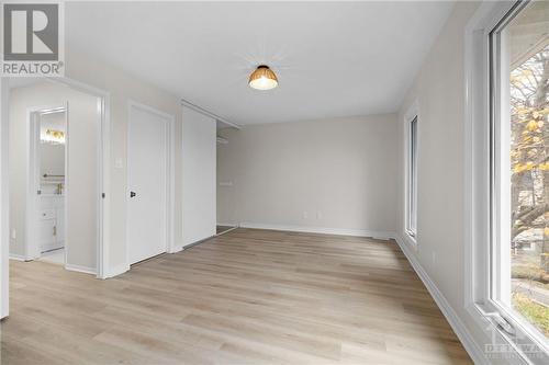 292 Dalehurst Drive Unit#E, Ottawa, ON - Indoor Photo Showing Other Room