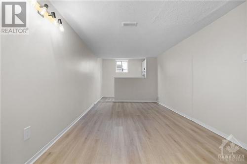 292 Dalehurst Drive Unit#E, Ottawa, ON - Indoor Photo Showing Other Room