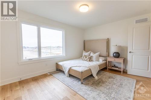 711 Ploughman Place, Ottawa, ON - Indoor Photo Showing Bedroom