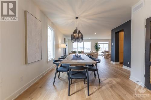 711 Ploughman Place, Ottawa, ON - Indoor Photo Showing Dining Room