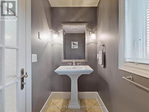 387129 20 Sideroad, Mono, ON - Indoor Photo Showing Bathroom