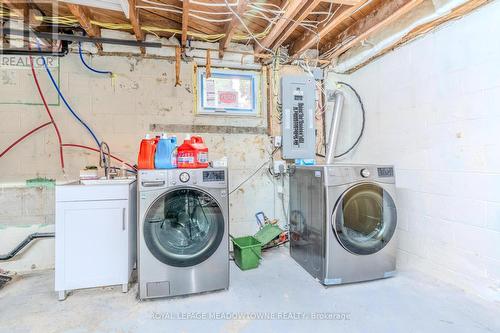 319 East 16Th Street, Hamilton, ON - Indoor Photo Showing Laundry Room