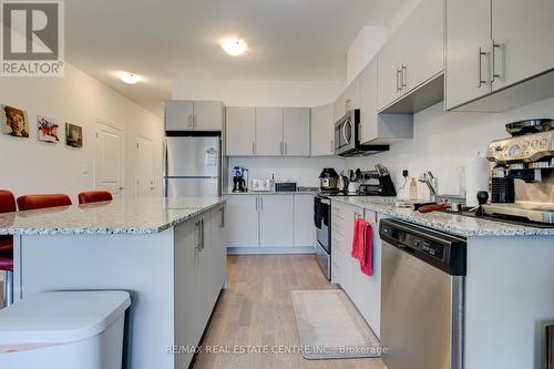 84 Cheryl Avenue, North Perth, ON - Indoor Photo Showing Kitchen With Stainless Steel Kitchen With Upgraded Kitchen