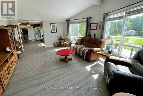 42 Cedar Bay Road, Kawartha Lakes, ON - Indoor Photo Showing Living Room