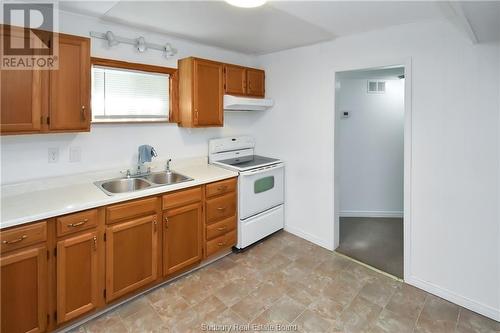 345 Poplar Street Unit# 3, Sudbury, ON - Indoor Photo Showing Kitchen With Double Sink