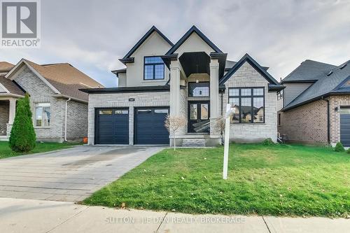 1565 Sandridge Avenue, London, ON - Outdoor With Facade