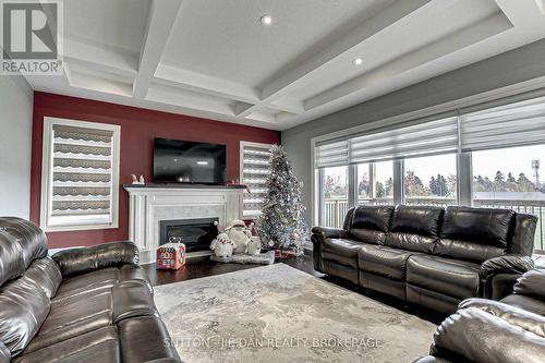 1565 Sandridge Avenue, London, ON - Indoor Photo Showing Living Room With Fireplace