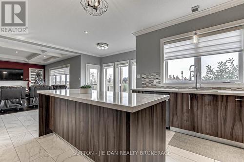 1565 Sandridge Avenue, London, ON - Indoor Photo Showing Kitchen